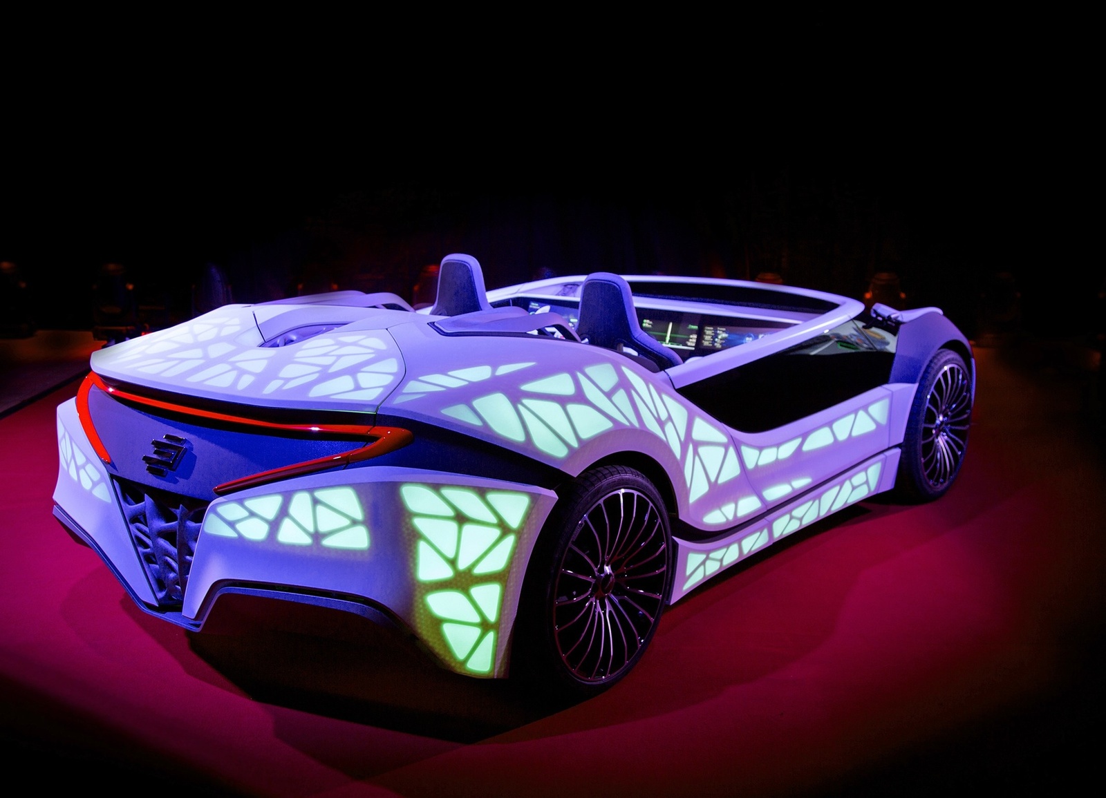 Das vernetzte Auto wird zum persönlichen Begleiter