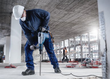 High drilling efficiency and broad application range: Bosch SDS max-8X four-cutt ...